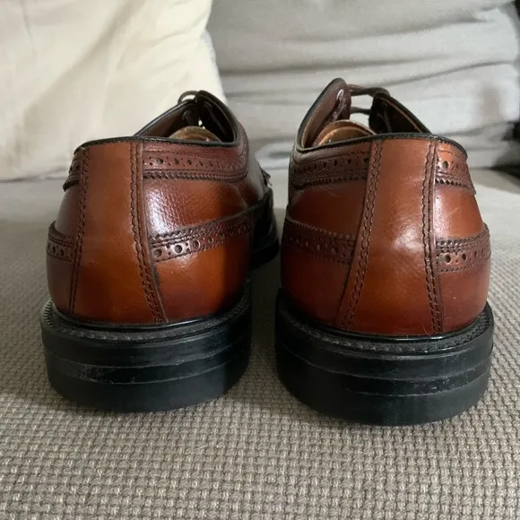 O' Sullivan Men's 9 Vintage Brown Brogue Leather Wingtip Dress Shoes Derby