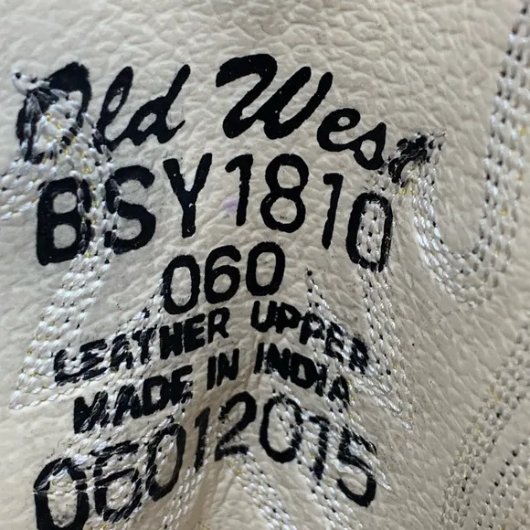 Old west two-tone, cowboy boots