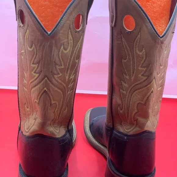Old west two-tone, cowboy boots