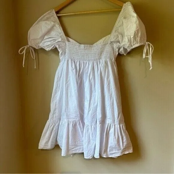 Olivaceous Lola Babydoll Dress in white size Medium