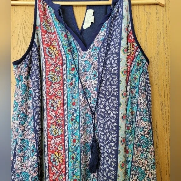 Olive &amp; Oak floral boho sleeveless shift swing sundress v neck tassel cut out S