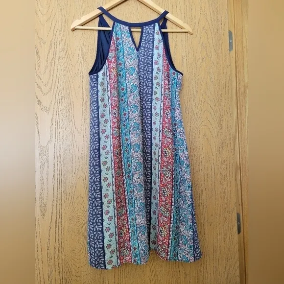Olive &amp; Oak floral boho sleeveless shift swing sundress v neck tassel cut out S