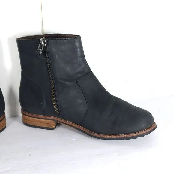 olukai Women's Kaona Il US 7 Black Leather Side Zip Ankle Boots Booties