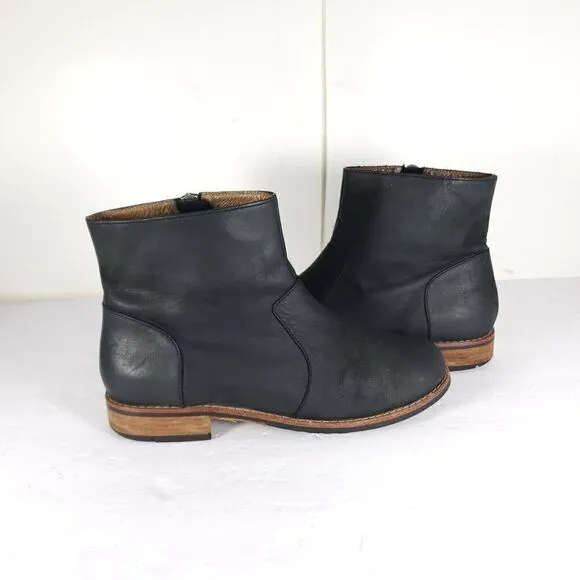 olukai Women's Kaona Il US 7 Black Leather Side Zip Ankle Boots Booties
