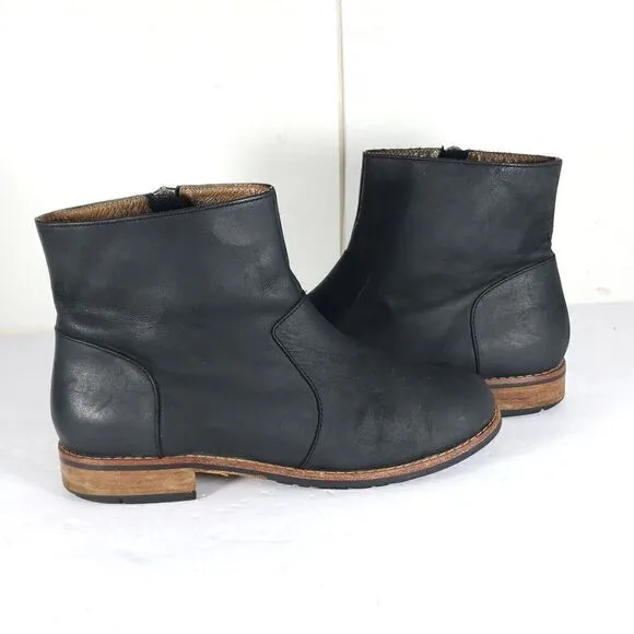 olukai Women's Kaona Il US 7 Black Leather Side Zip Ankle Boots Booties