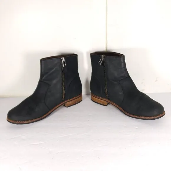 olukai Women's Kaona Il US 7 Black Leather Side Zip Ankle Boots Booties