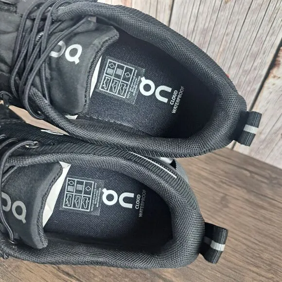 On Cloud 5 Waterproof Slip On Black Bungee Running Sneaker Women's Sz 5.5 (VGC)