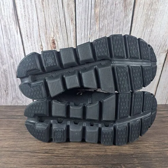 On Cloud 5 Waterproof Slip On Black Bungee Running Sneaker Women's Sz 5.5 (VGC)