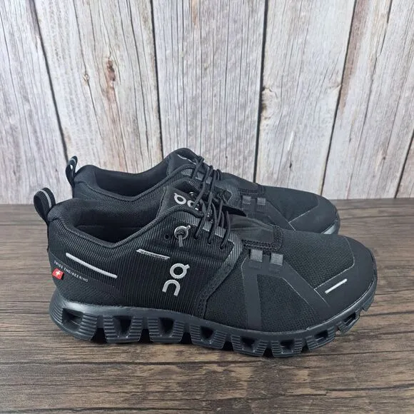 On Cloud 5 Waterproof Slip On Black Bungee Running Sneaker Women's Sz 5.5 (VGC)