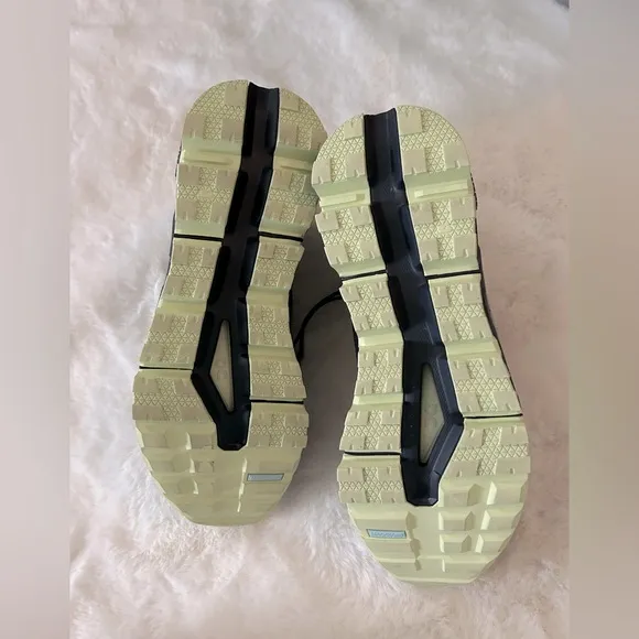 ON Cloud Cloudtrex Hiking Shoes