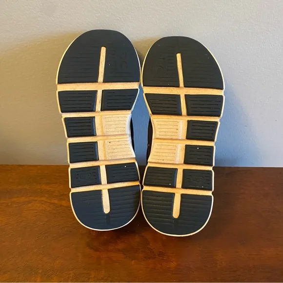On Running Blue and White Sneakers with Velcro On Cloud
