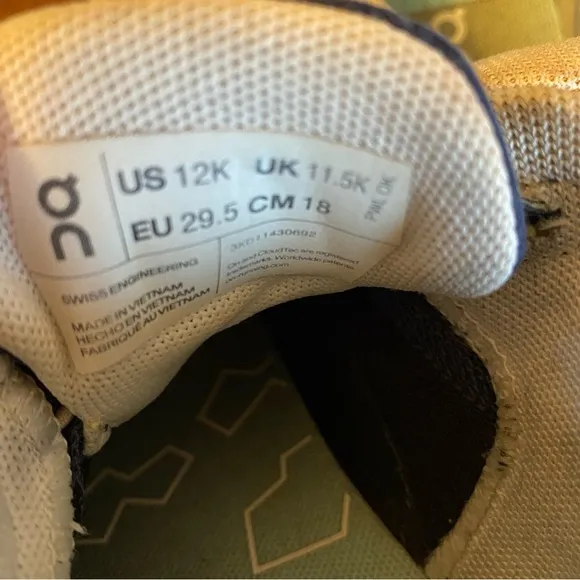 On Running Blue and White Sneakers with Velcro On Cloud