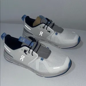 On Running Cloudsky  Gray and Blue sneakers Y6 NWOT