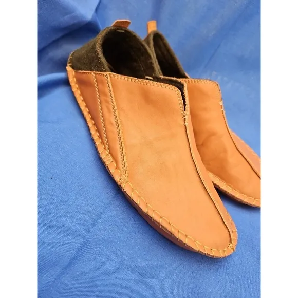 Orvis Leather Indoor/Outdoor Slippers Size 11 Moccasins COGNAC CAMEL BROWN