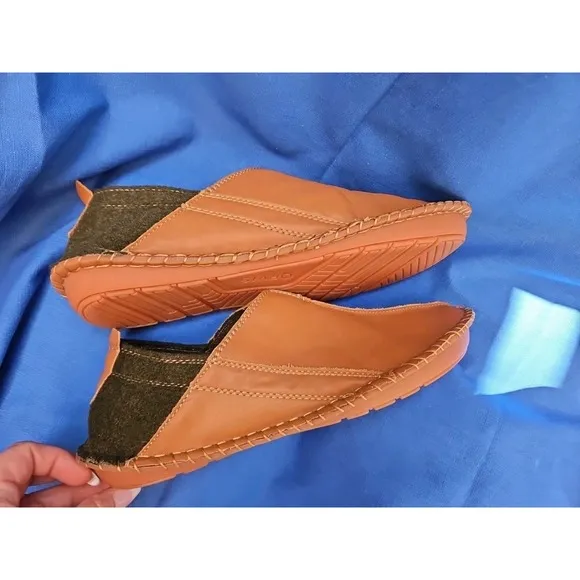 Orvis Leather Indoor/Outdoor Slippers Size 11 Moccasins COGNAC CAMEL BROWN