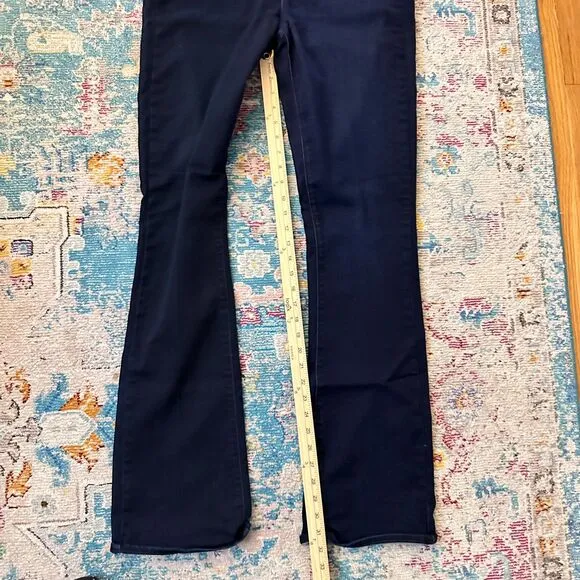Paige Women’s Dark Wash Stretchy Manhattan Bootcut Jeans Tall (Long) Size 31/12