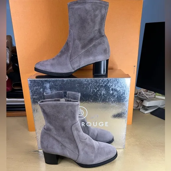 Pas De Rouge Grapho Gray Suede Boots