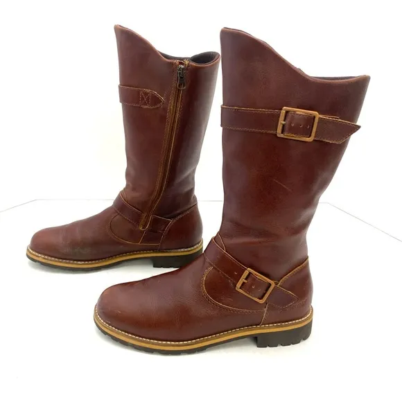 Patagonia Women's Chestnut Leather Side Zip THATCHER Boot