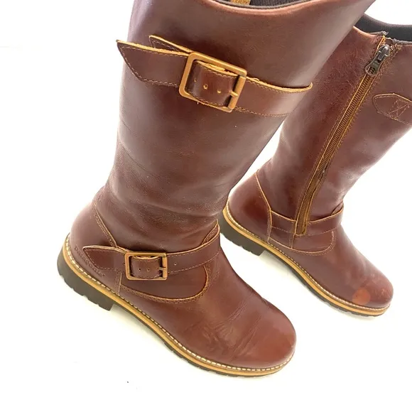 Patagonia Women's Chestnut Leather Side Zip THATCHER Boot