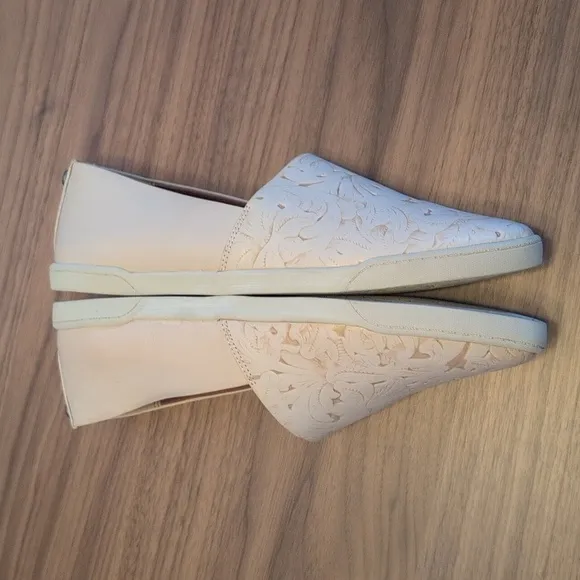Patricia Nash Lola Tooled Leather Slip-On Flats-Ivory 8.5