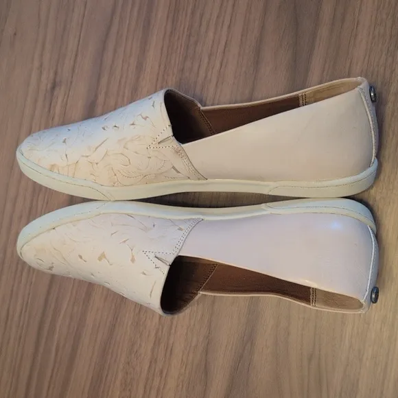 Patricia Nash Lola Tooled Leather Slip-On Flats-Ivory 8.5