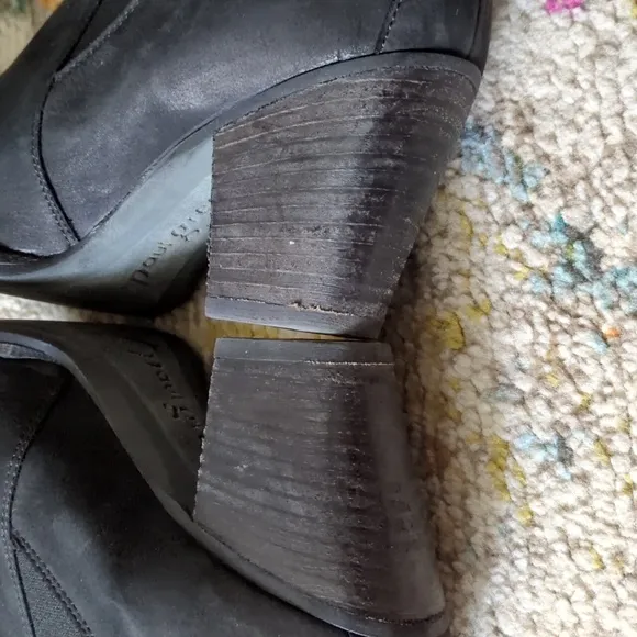 Paul Green Black Leather Booties