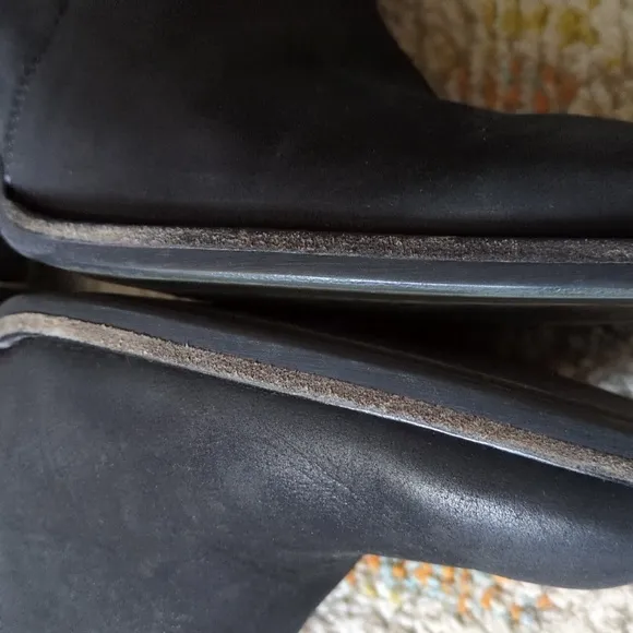 Paul Green Black Leather Booties