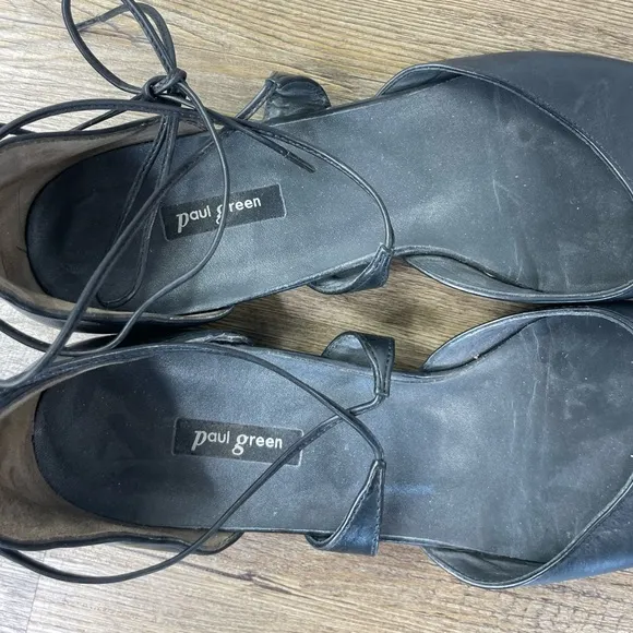 Paul Green Women’s Ballet Lace Up Black Leather Pointed Toe Flats, size 7.5