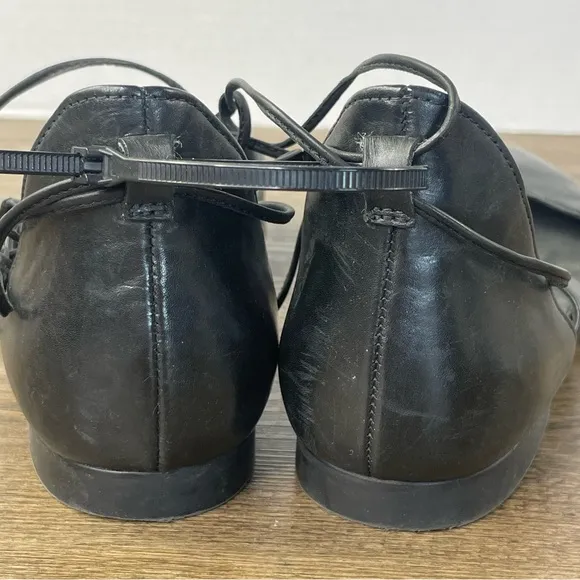 Paul Green Women’s Ballet Lace Up Black Leather Pointed Toe Flats, size 7.5