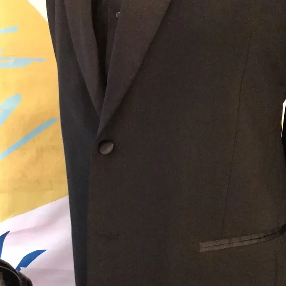 Perry Ellis Tuxedo Coat