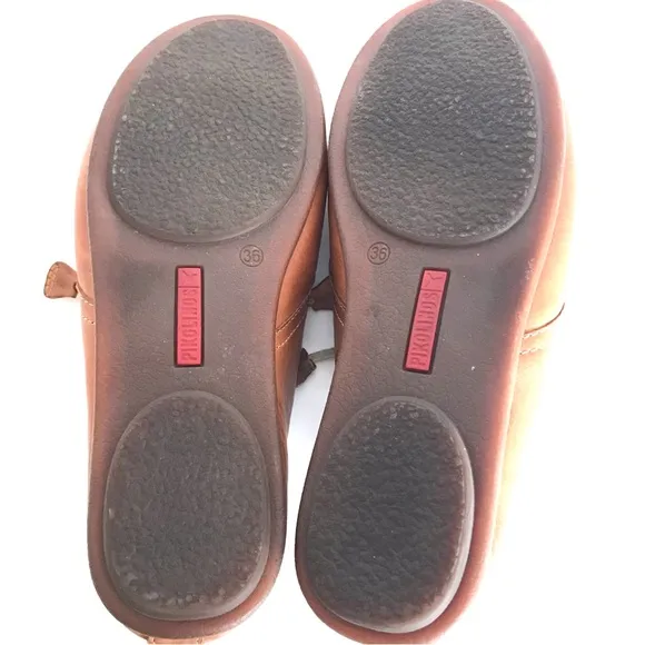 Pikolinos Calabria Lace Up Flats (5.5/6)