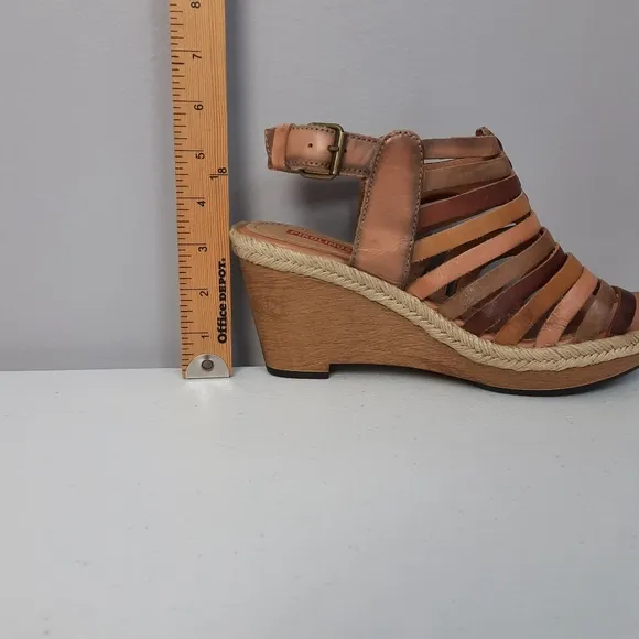 Pikolinos Gomera Brown and Tan Leather Wedge Sandals size 41