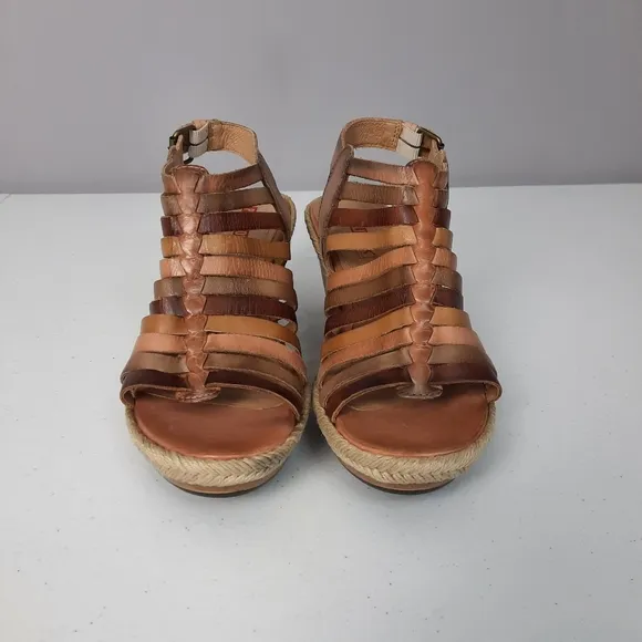Pikolinos Gomera Brown and Tan Leather Wedge Sandals size 41