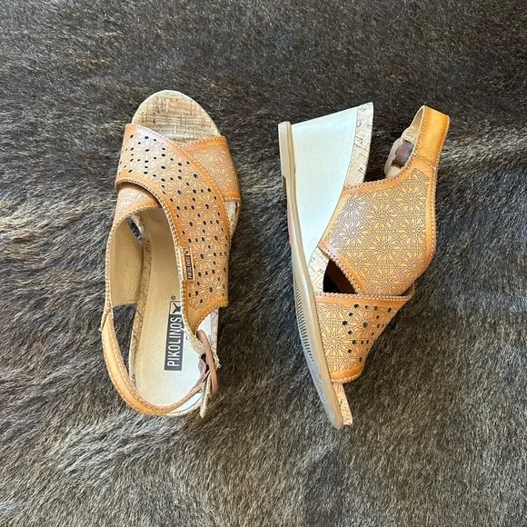 Pikolinos Wedge Slingback “Lava” Leather Sandals