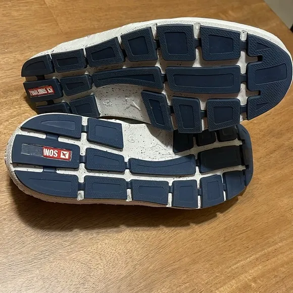 Pikolinos White and Blue Casual Shoes