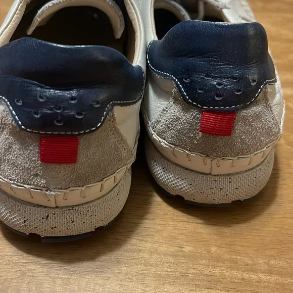Pikolinos White and Blue Casual Shoes