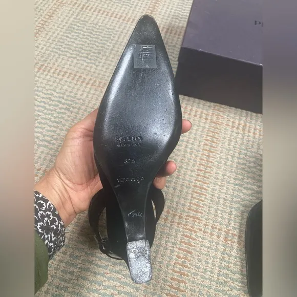 Prada Velvet Slingback Wedges 🖤 Black beauties 🖤