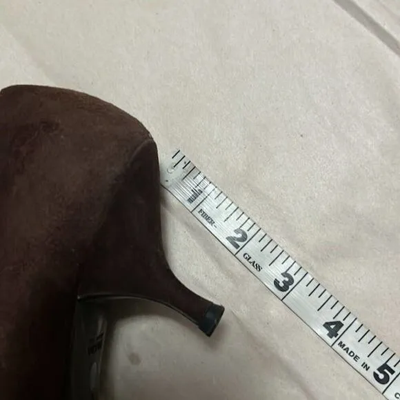 PRADA SUEDE CAP TOE POINTED TOE SHOES SIZE 38‎