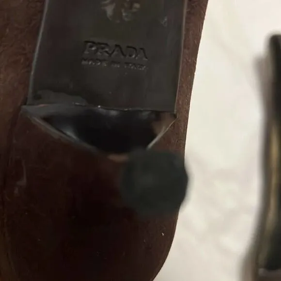PRADA SUEDE CAP TOE POINTED TOE SHOES SIZE 38‎