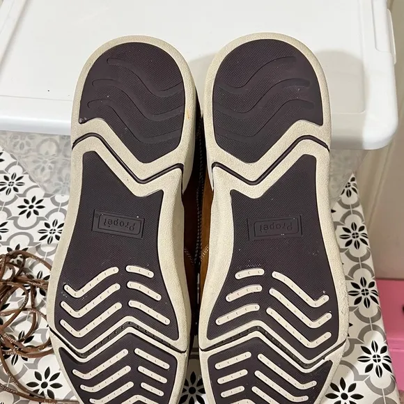 Propet Mens Landon Brown Leather Comfort Cushion Sneaker Shoes.