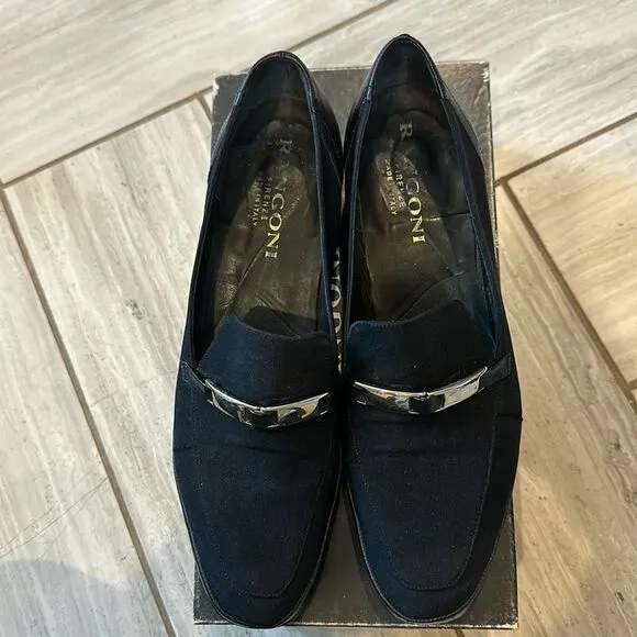 Rangoni Italian Eufemia Loafer Flats with Silver Detail US 9