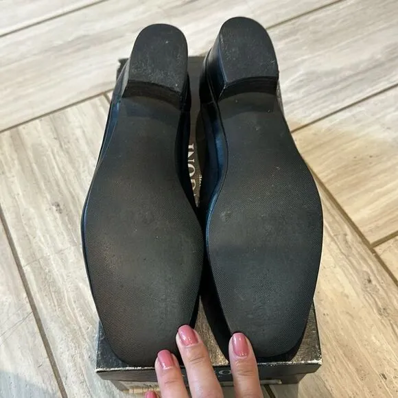 Rangoni Italian Eufemia Loafer Flats with Silver Detail US 9