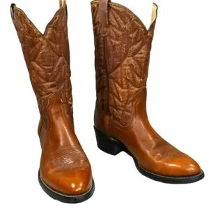 RARE Vintage Women’s Levi’s Beautiful Chocolate Leather Cowgirl Boots Size 10.5