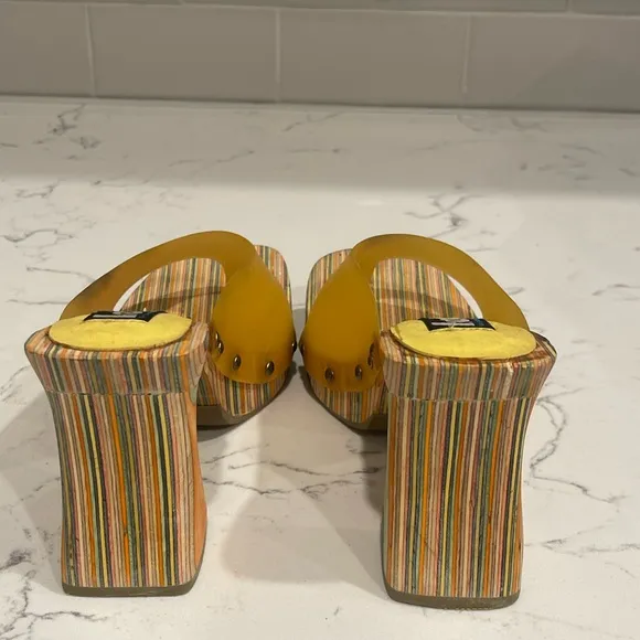 RARE Vintage Y2K Chunky l.e.i. Toe Post Psychedelic Platform Shoes US 7