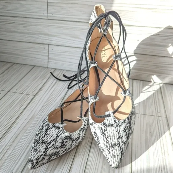 Raye Anthropologie Pointed Toe Leather Ballet Flats in White &amp; Black Python Sz 9