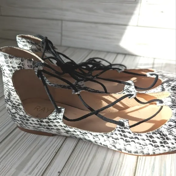 Raye Anthropologie Pointed Toe Leather Ballet Flats in White &amp; Black Python Sz 9