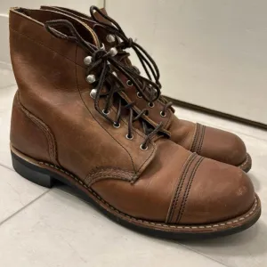 Red Wing Iron Ranger 9B