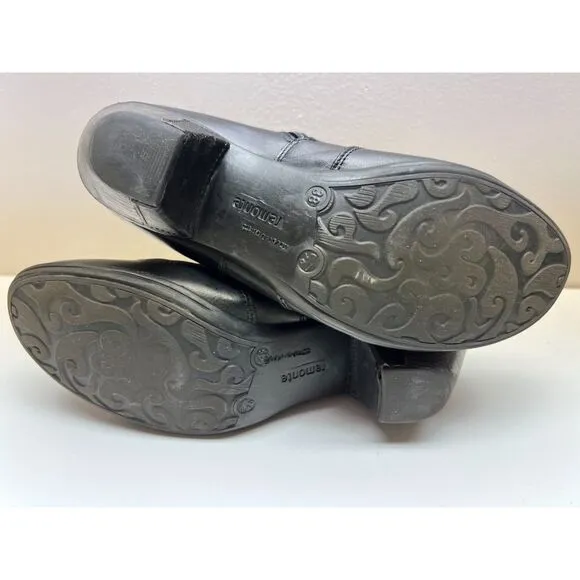Remonte smooth black leather ankle booties. Size 38.