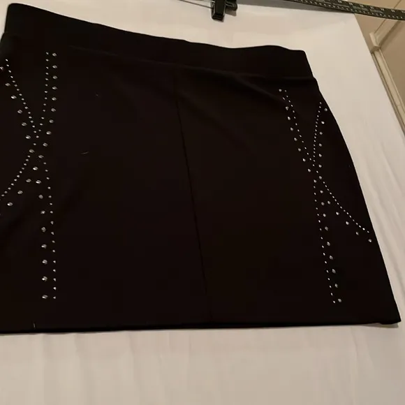 ROCK &amp; REPUBLIC size 12 black rhinestone studded mini skirt NWOT