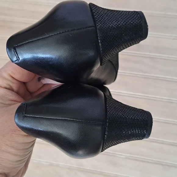 Rockport Total Motion Trutech Leather Comfort Wedge Low Heel Cushion Insole